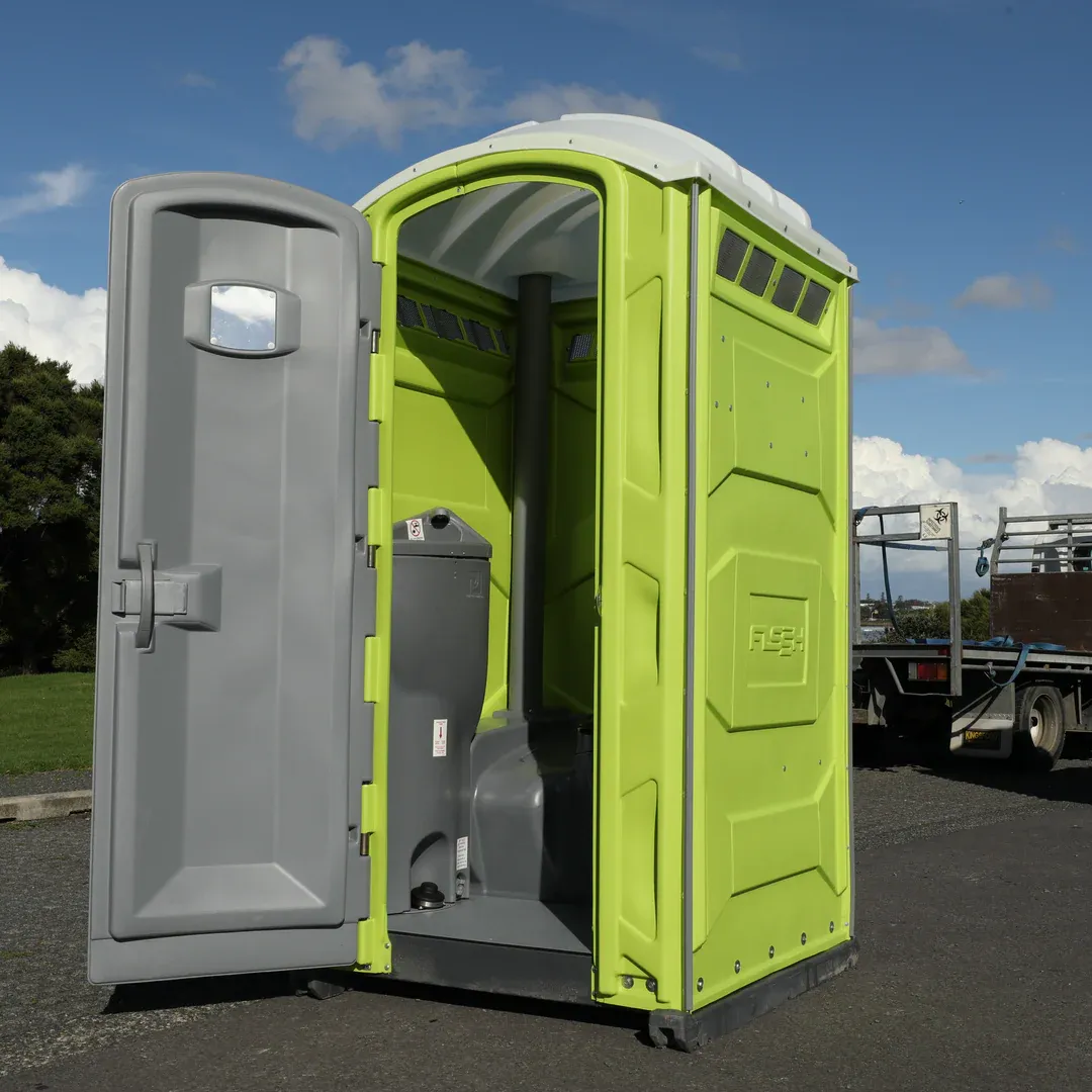 Fresh Water Flushing Toilet, photo 3
