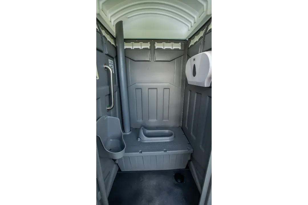 Squat Toilet, photo 4