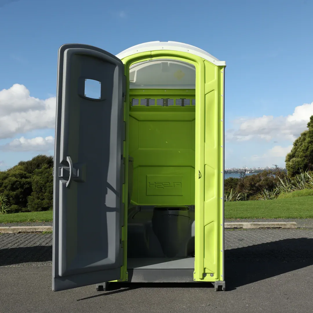 Fresh Water Flushing Toilet, photo 2